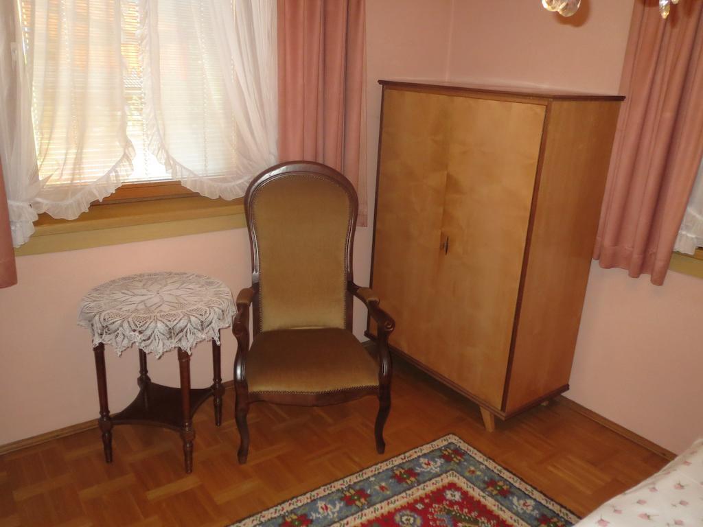 Bungalow Moewe Portschach am Woerthersee Room photo